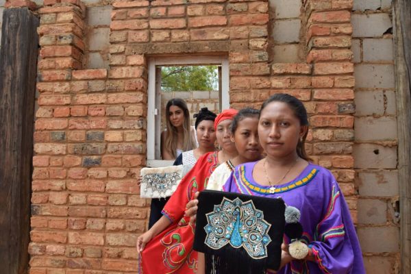 Pochette brodée Wayuu Beatriz – Image 9