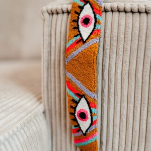 BANDOULIÈRE-BRODÉE-OEIL-MOUTARDE-LILA-ROSE-FLUO-1