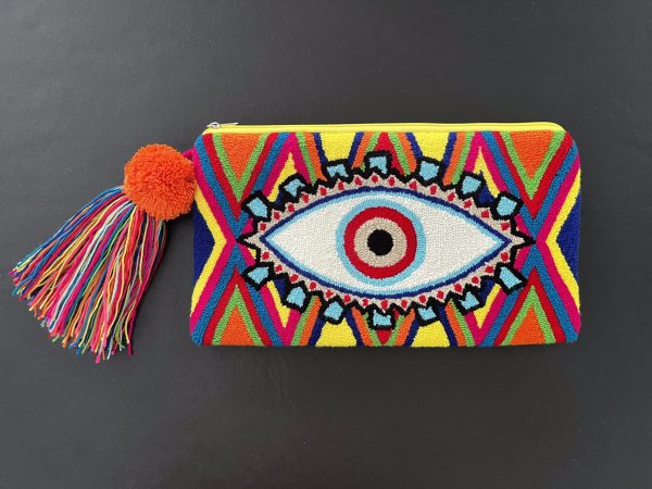 Grande pochette brodée à la main multicolore avec un motif oeil