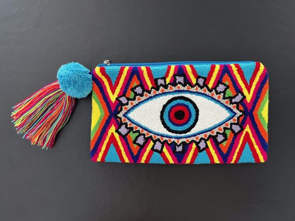 Grande pochette brodée à la main multicolore avec un motif oeil